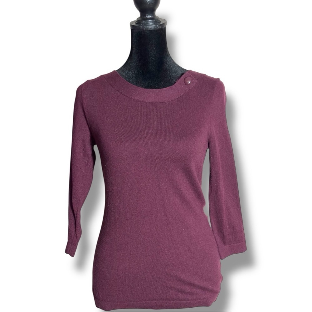 Banana Republic Elegant Purple 3/4 Sleeve Thin Knit Fitted Top